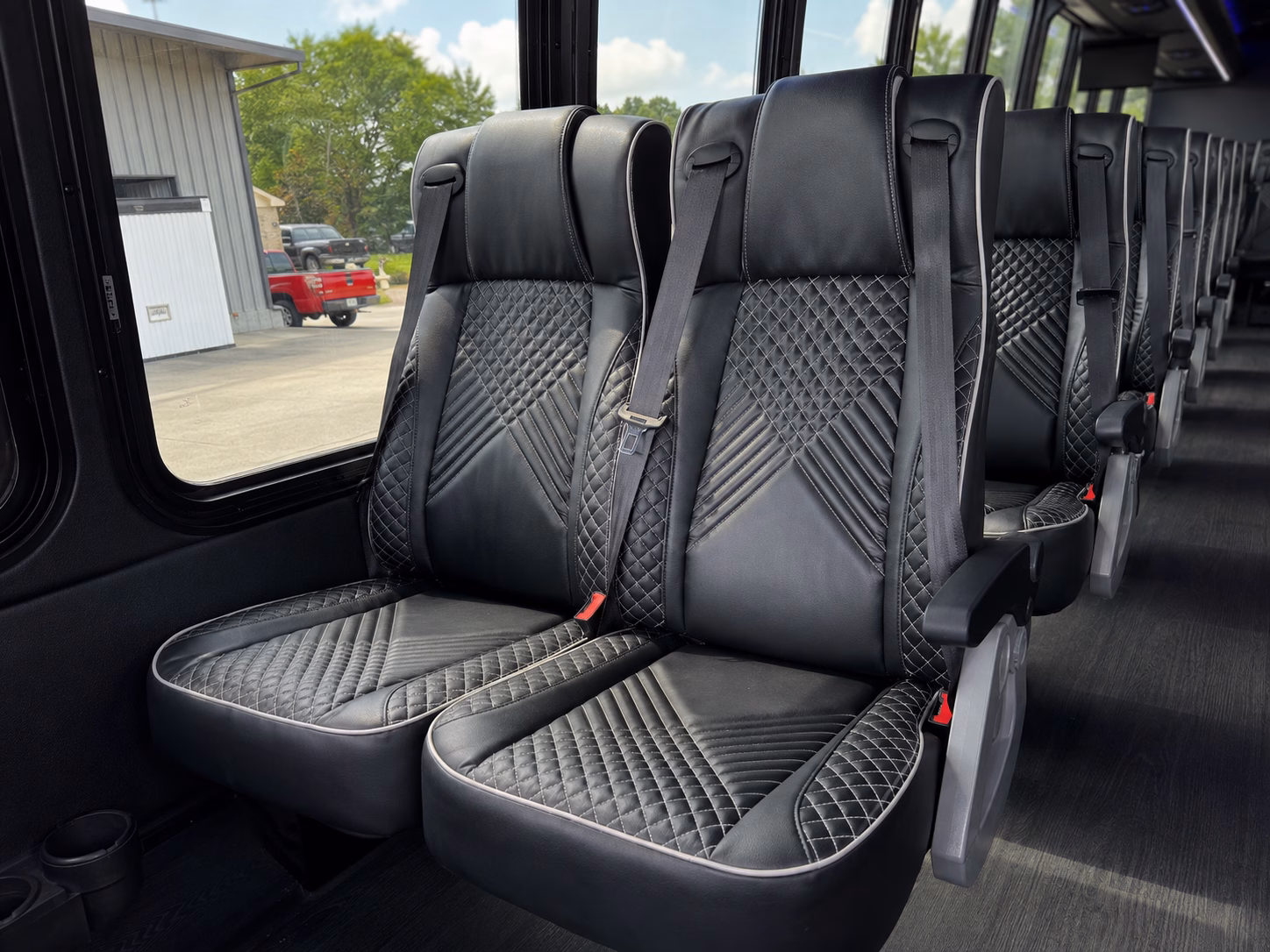 angel stadium honda center bus rentals to anaheim from whittier